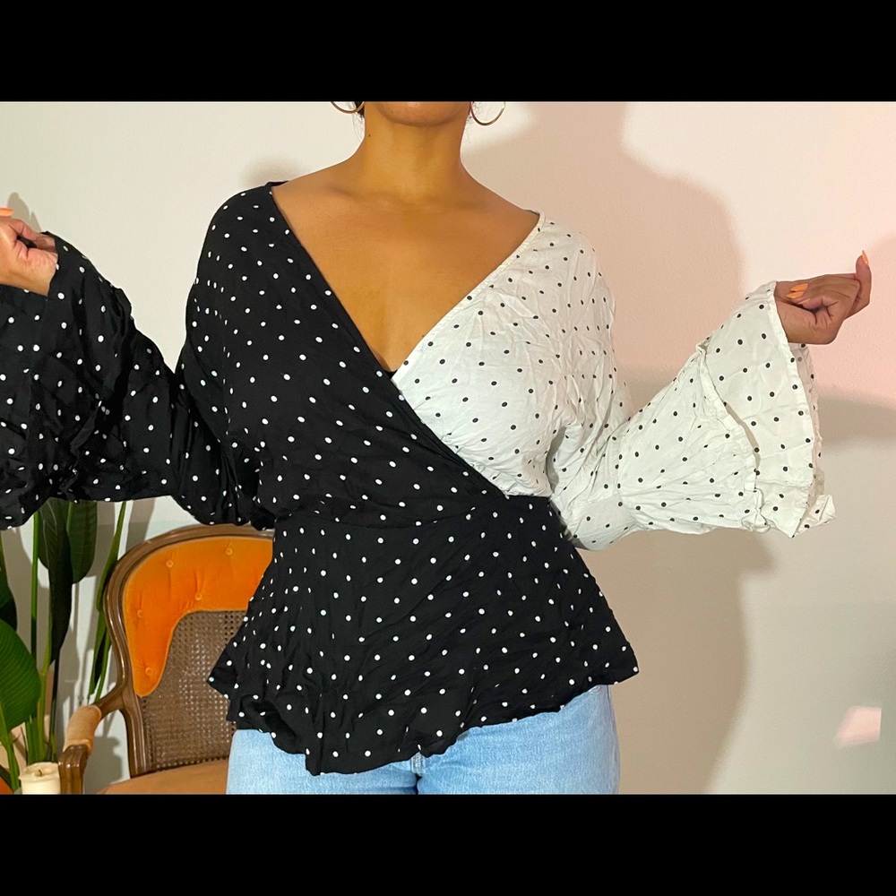 Bell sleeved shirt